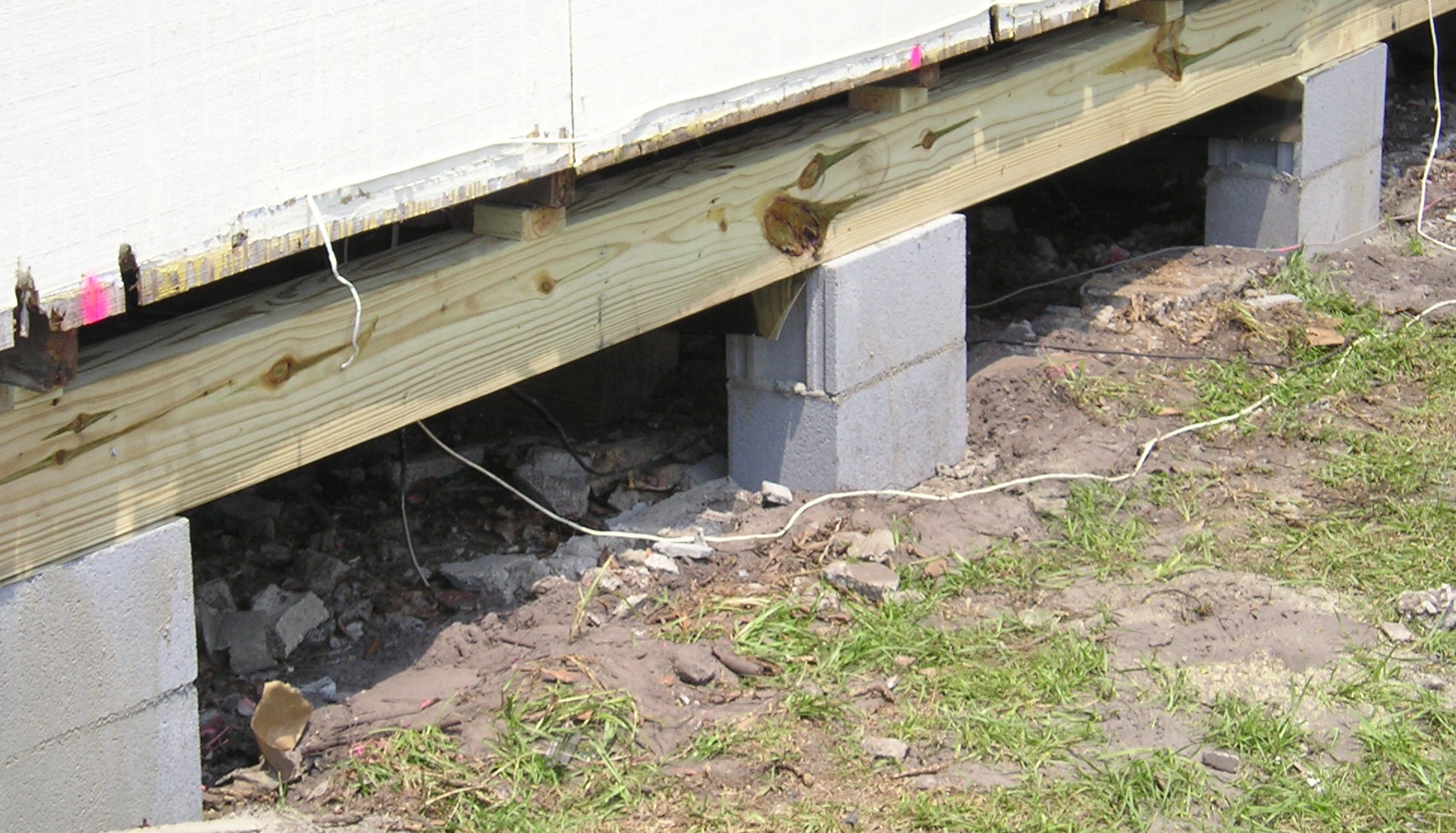 Houston Foundation Guy Block and Base Foundations A Brief over view